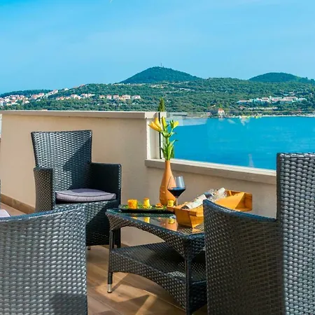 Apartment Blue Paradiso
