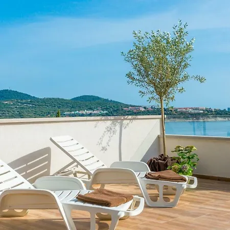 Apartment Blue Paradiso *